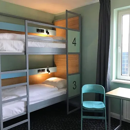 Urban Retreat Хостел